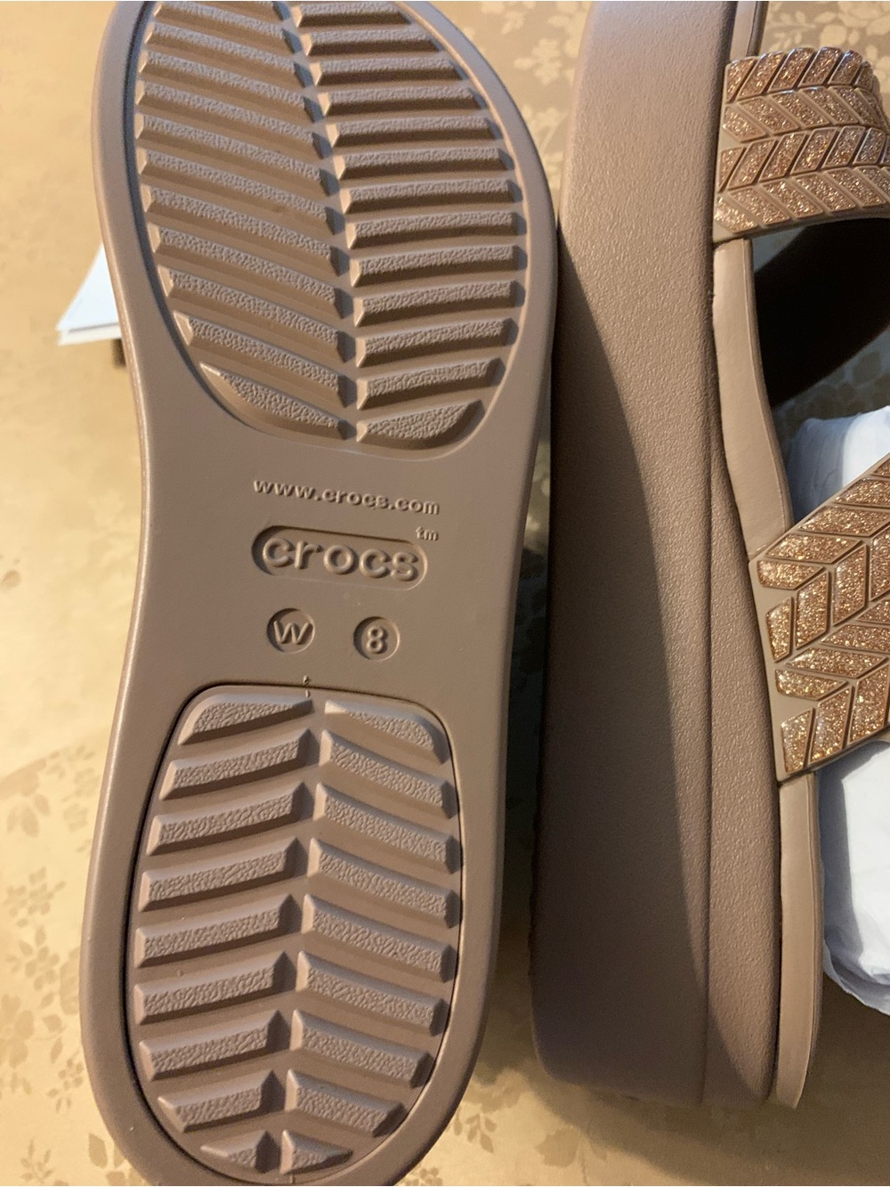 CROCS Brooklyn Wedge Tan Glitter Two-Strap Slide Sandals Size 8 - Picture 6 of 13